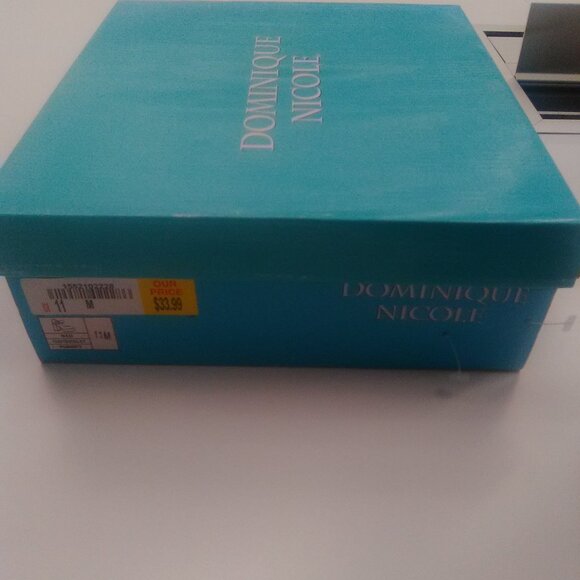 Dominique Nicole Black shoes size 11m - Picture 7 of 7